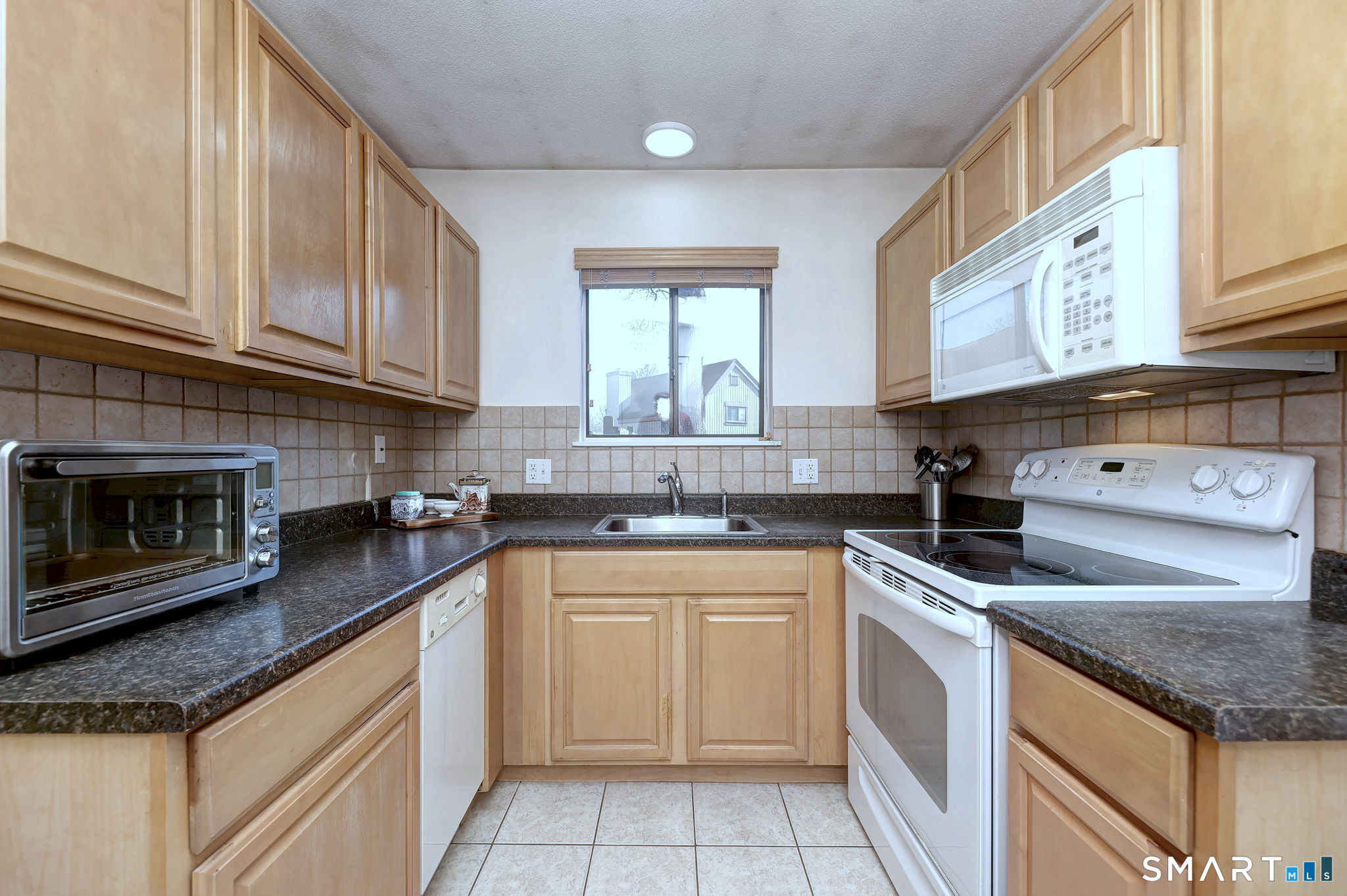 149 Heritage Village Southbury CT 06488