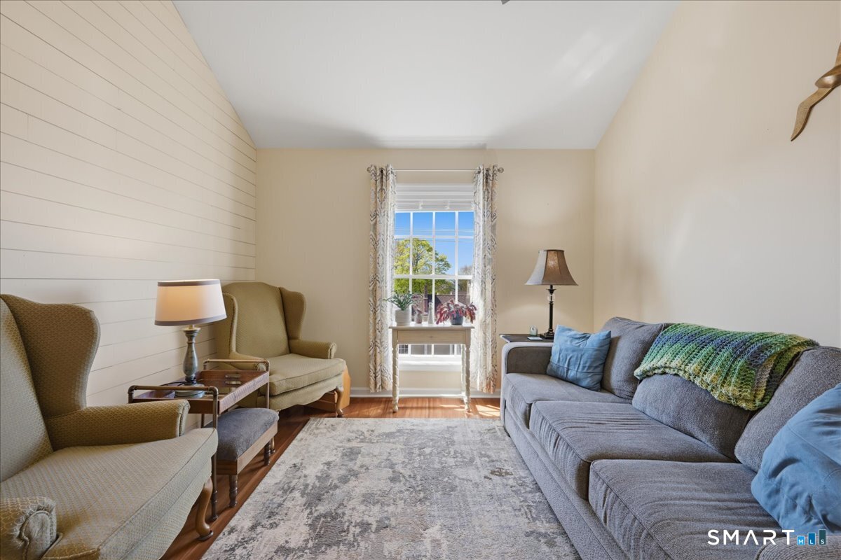38 Hope Street East Lyme CT 06357