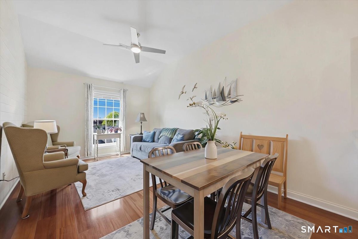38 Hope Street East Lyme CT 06357