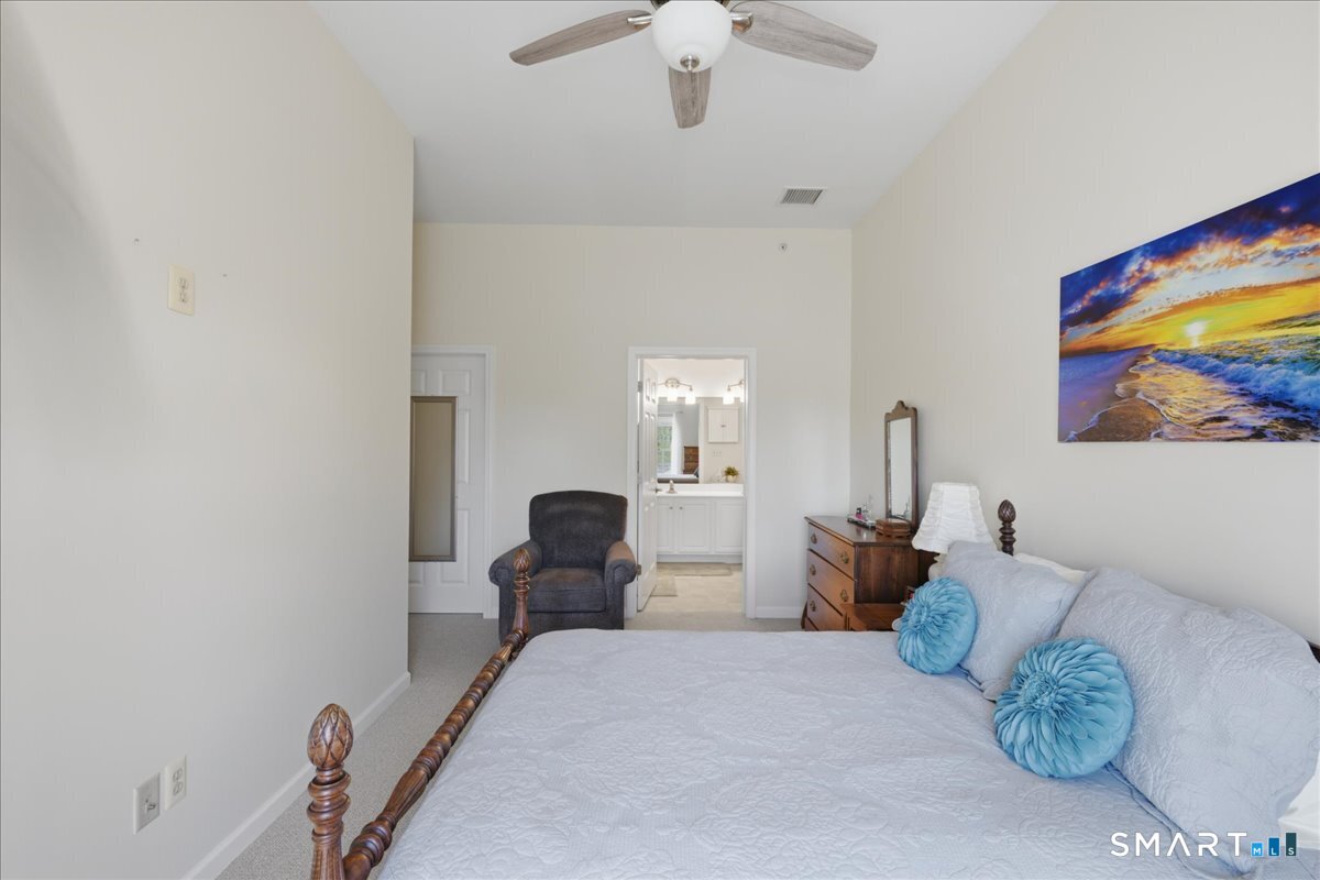 38 Hope Street East Lyme CT 06357