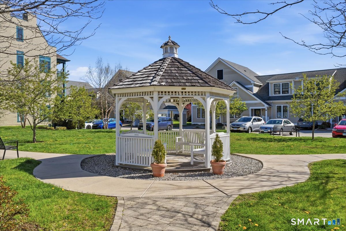 38 Hope Street East Lyme CT 06357