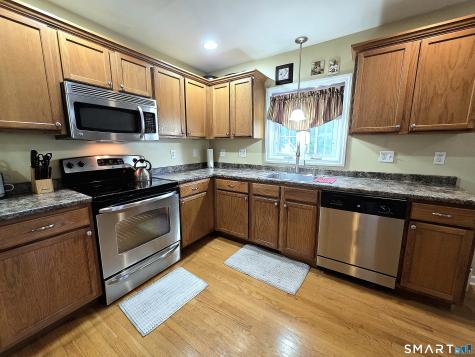 286 Beth Lane Waterbury CT 06705