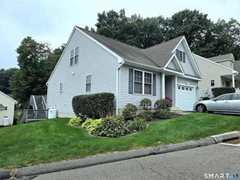 286 Beth Lane Waterbury CT 06705