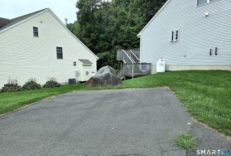 286 Beth Lane Waterbury CT 06705
