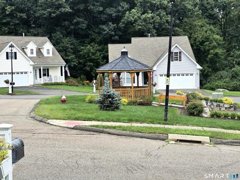 286 Beth Lane Waterbury CT 06705