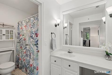 1822 Old Pond Lane Norwich CT 06360