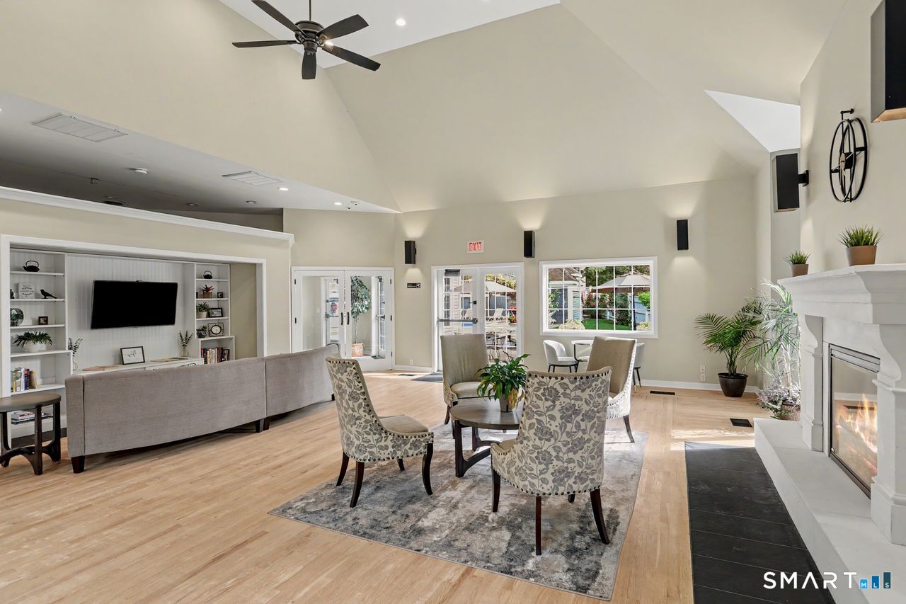 1822 Old Pond Lane Norwich CT 06360