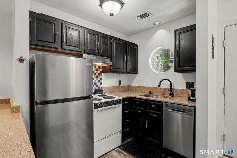 1822 Old Pond Lane Norwich CT 06360