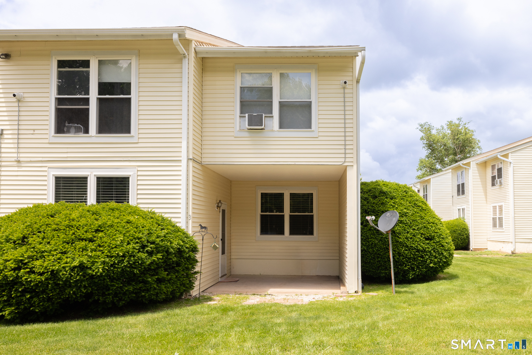 949 Pleasant Valley Road South Windsor CT 06074