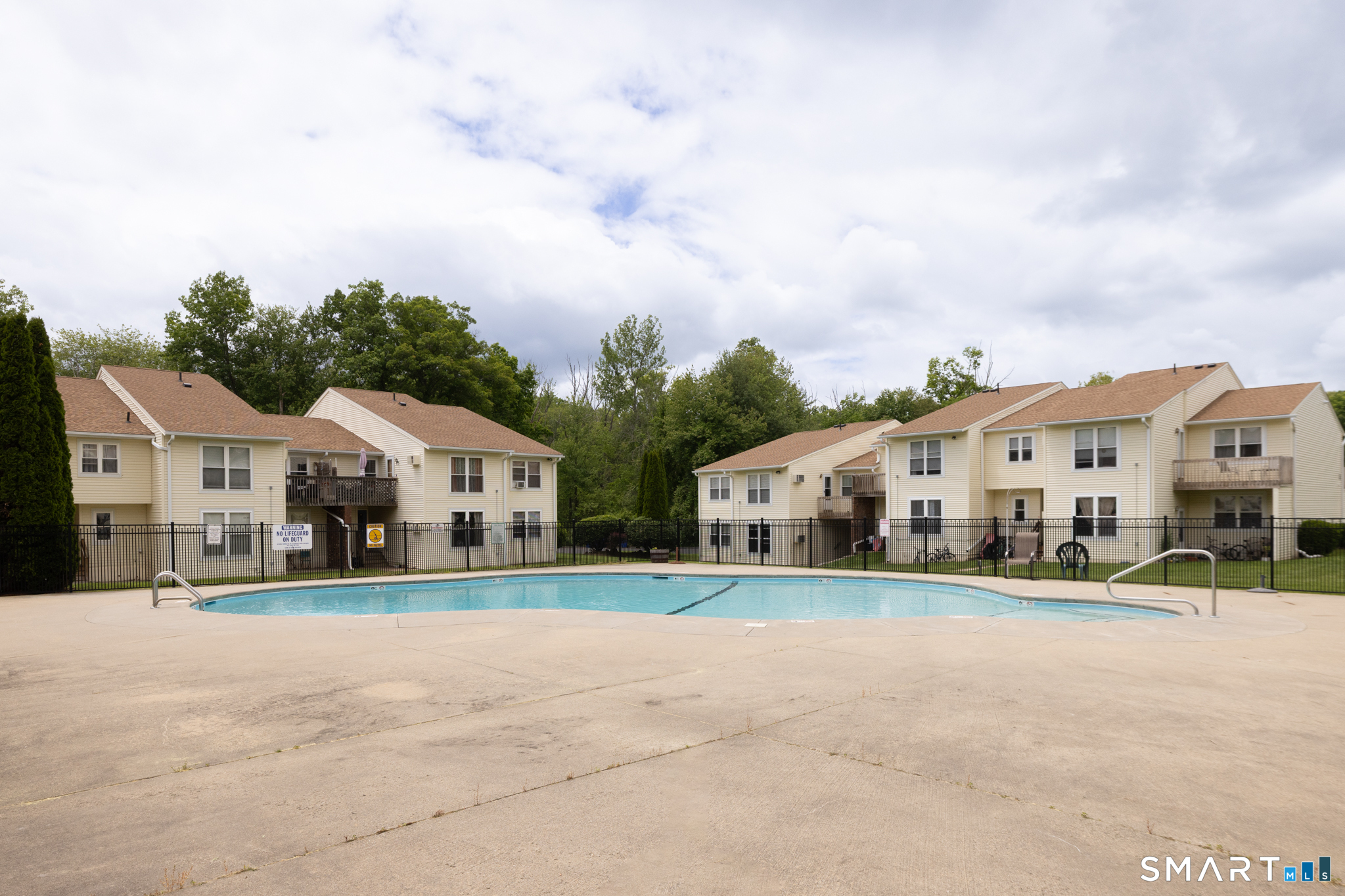 949 Pleasant Valley Road South Windsor CT 06074