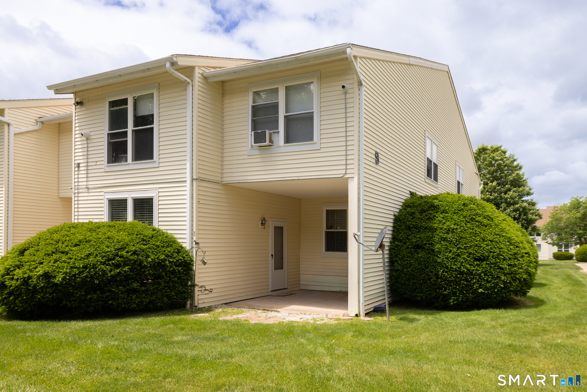949 Pleasant Valley Road South Windsor CT 06074
