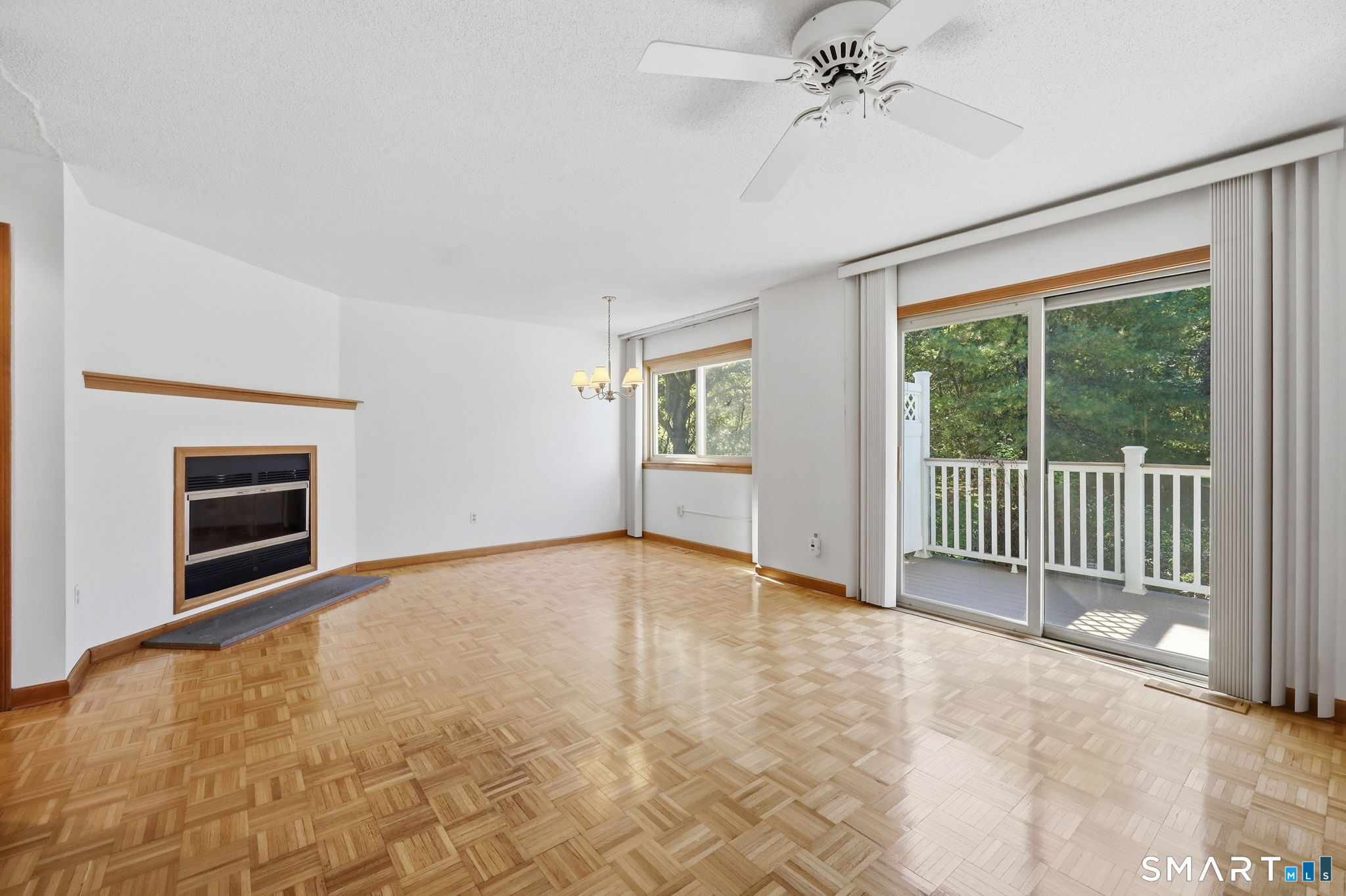 137 Foxboro Drive Newington CT 06111