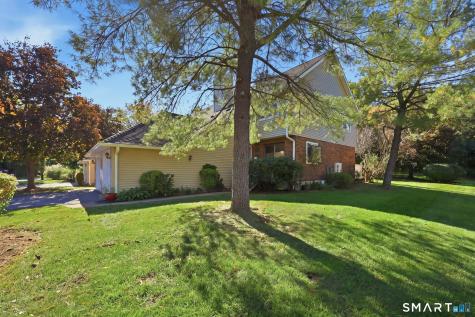 137 Foxboro Drive Newington CT 06111