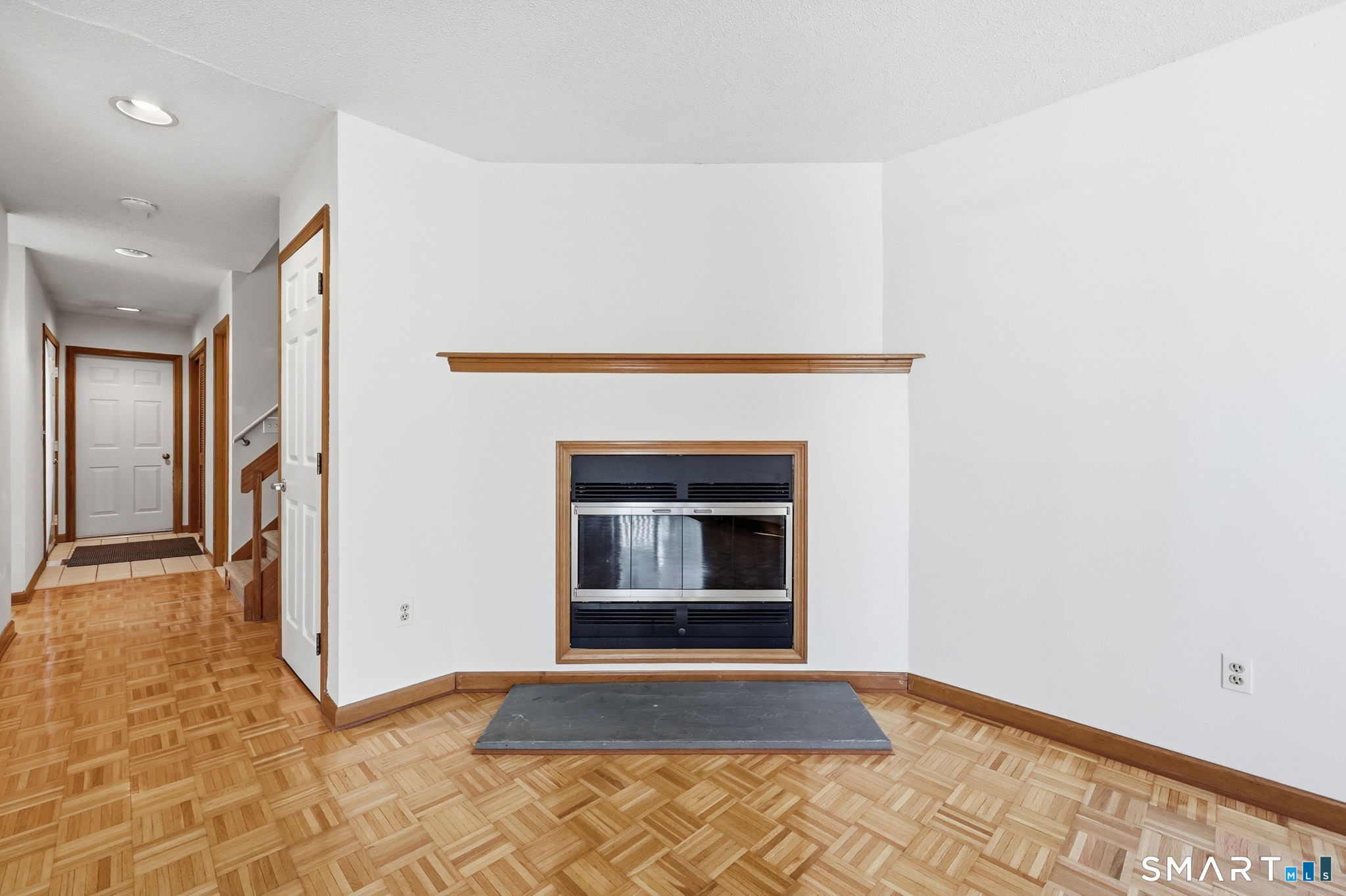 137 Foxboro Drive Newington CT 06111