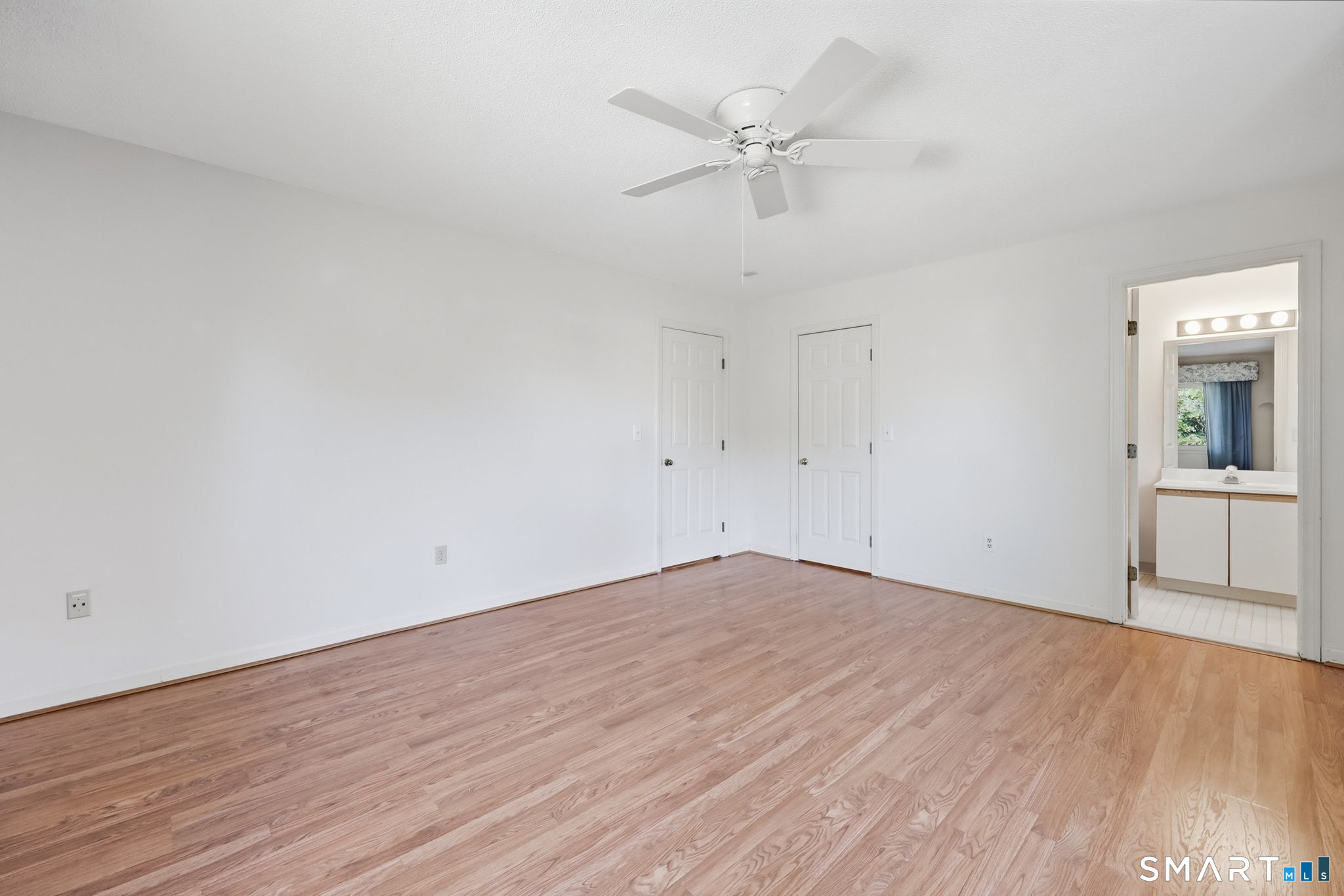 137 Foxboro Drive Newington CT 06111