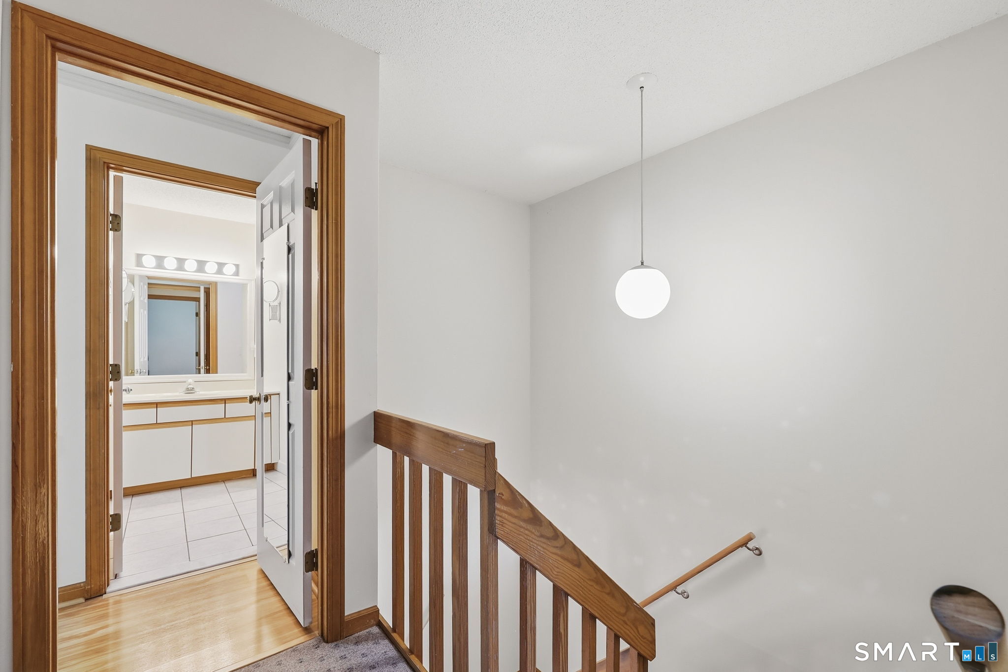 137 Foxboro Drive Newington CT 06111