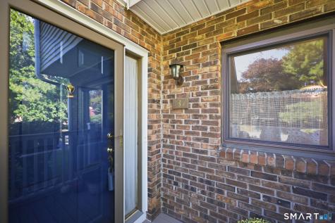 137 Foxboro Drive Newington CT 06111