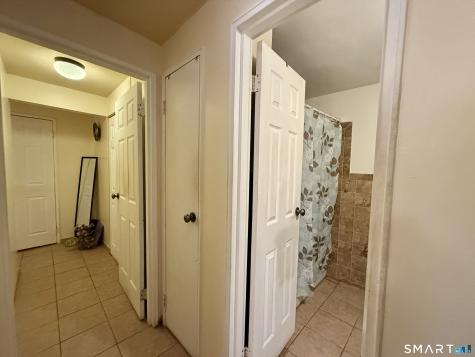 157 Bull Hill Lane West Haven CT 06516
