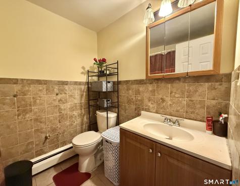 157 Bull Hill Lane West Haven CT 06516