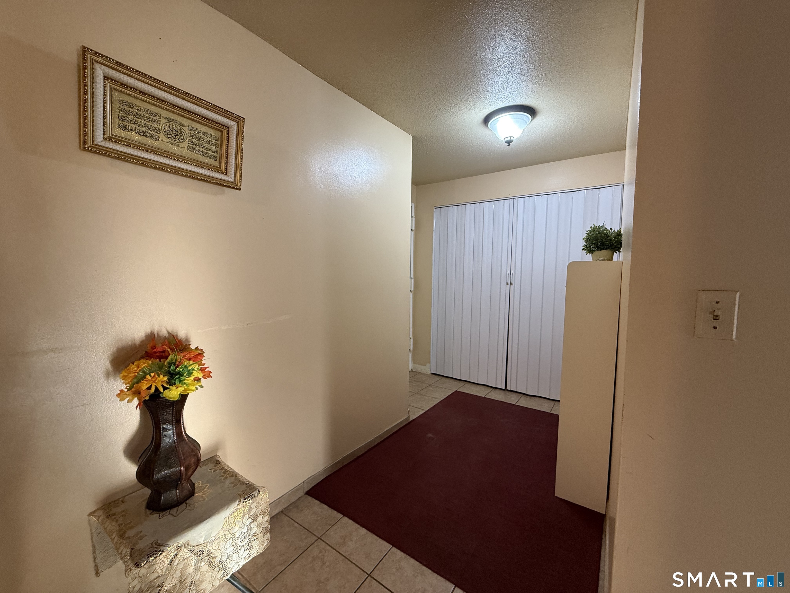 157 Bull Hill Lane West Haven CT 06516