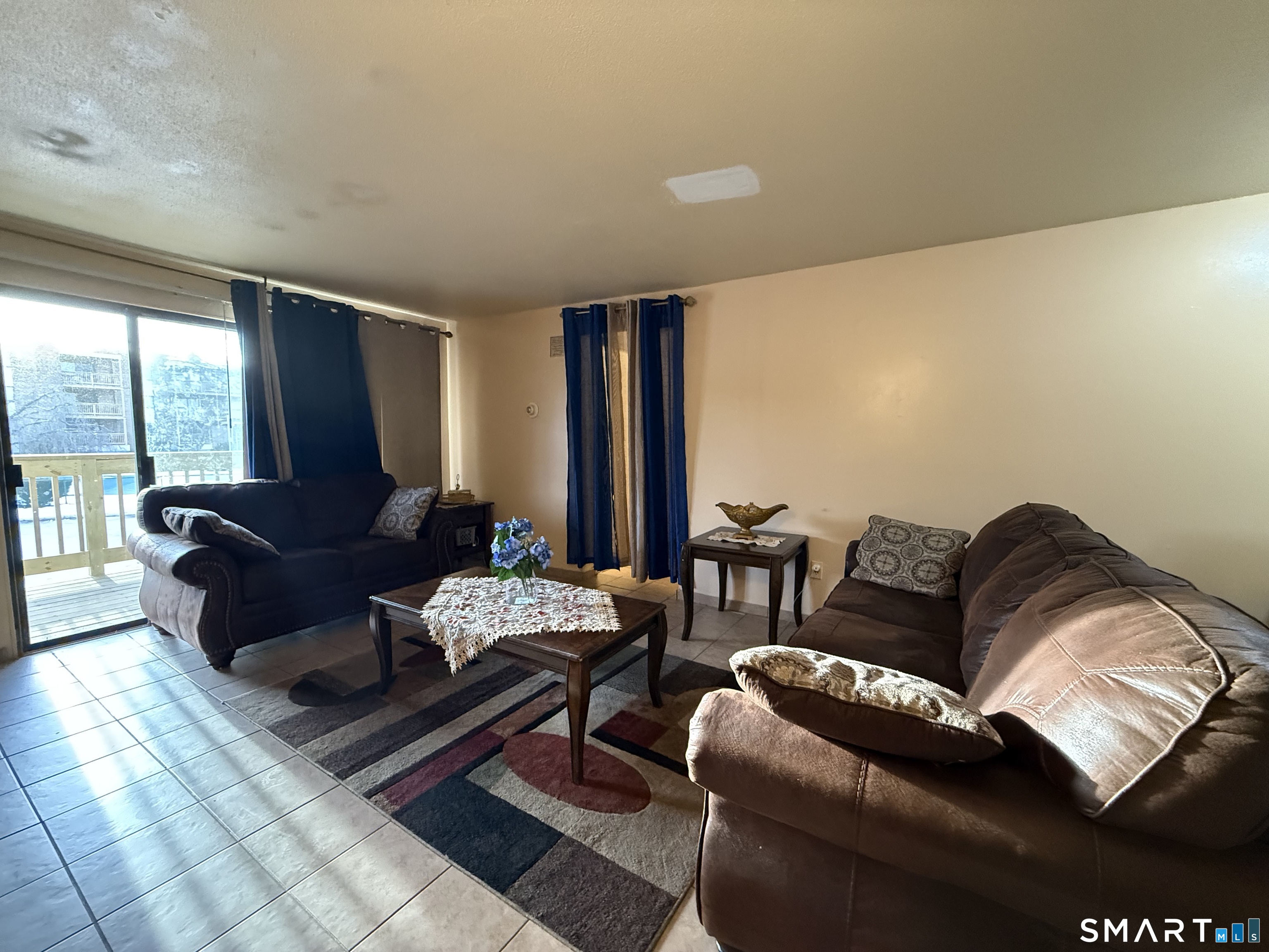 157 Bull Hill Lane West Haven CT 06516