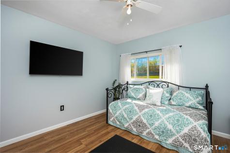 49 Glade Street West Haven CT 06516