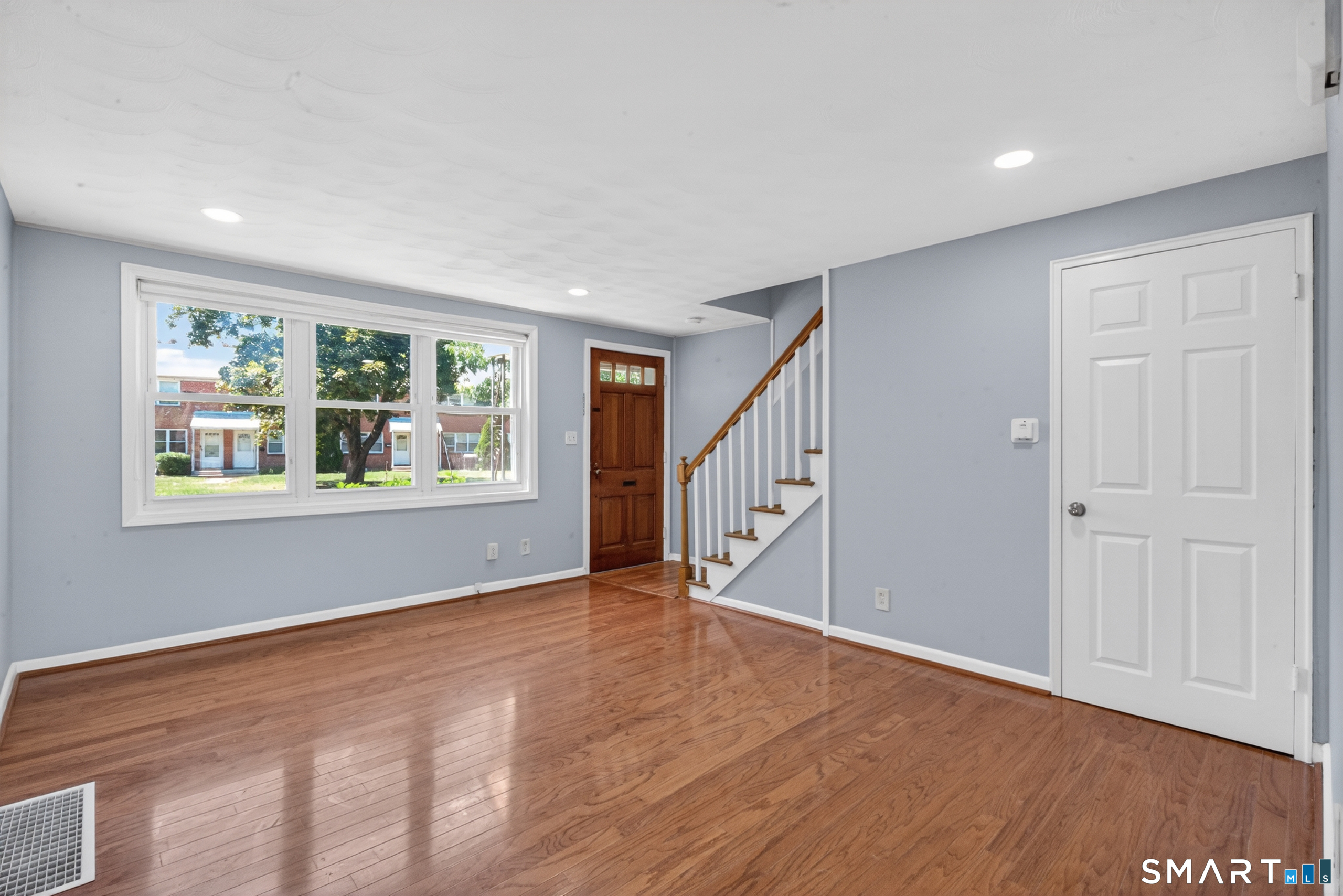 364 Main Street East Haven CT 06512