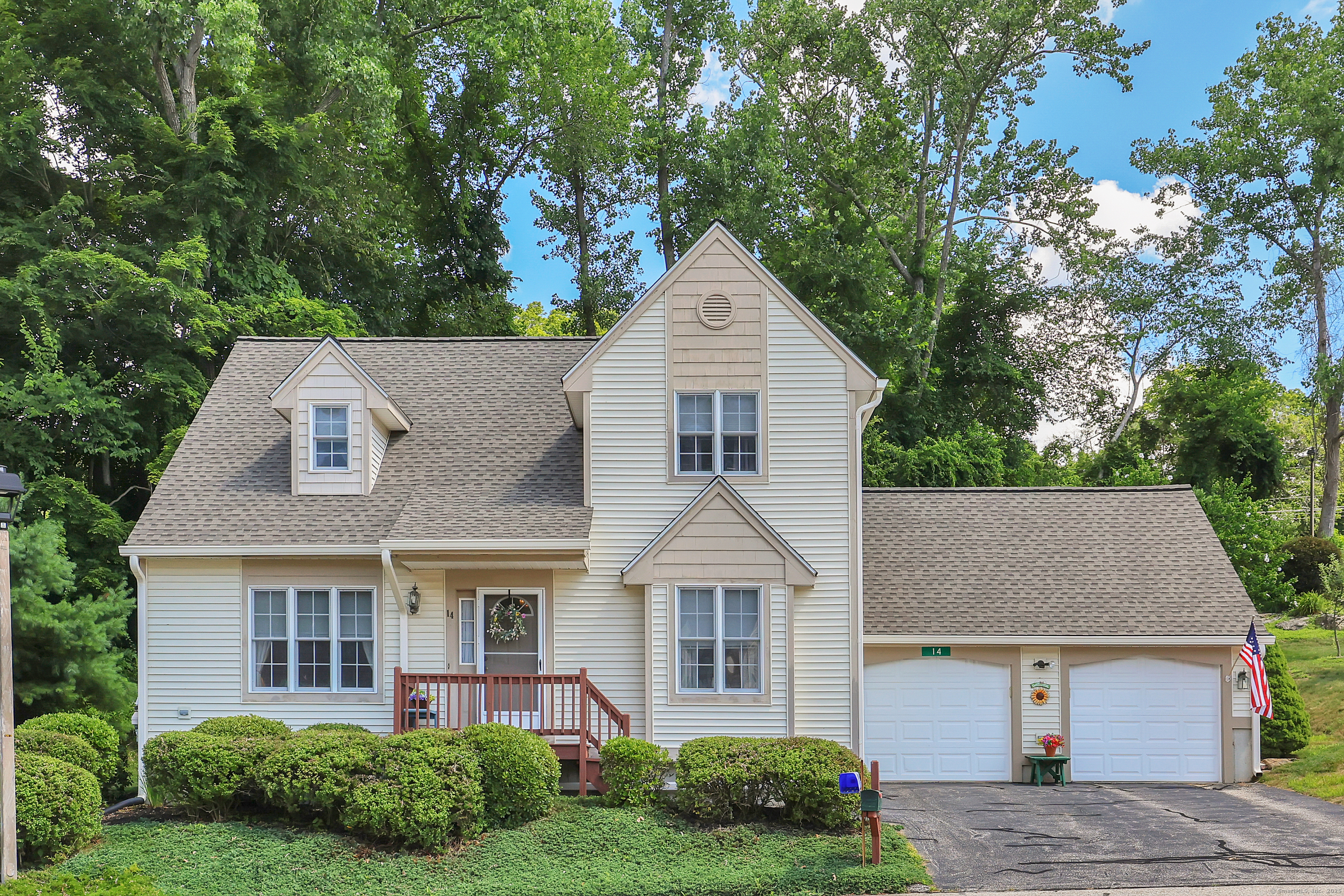 14 Jeremy Way Hebron CT 06248