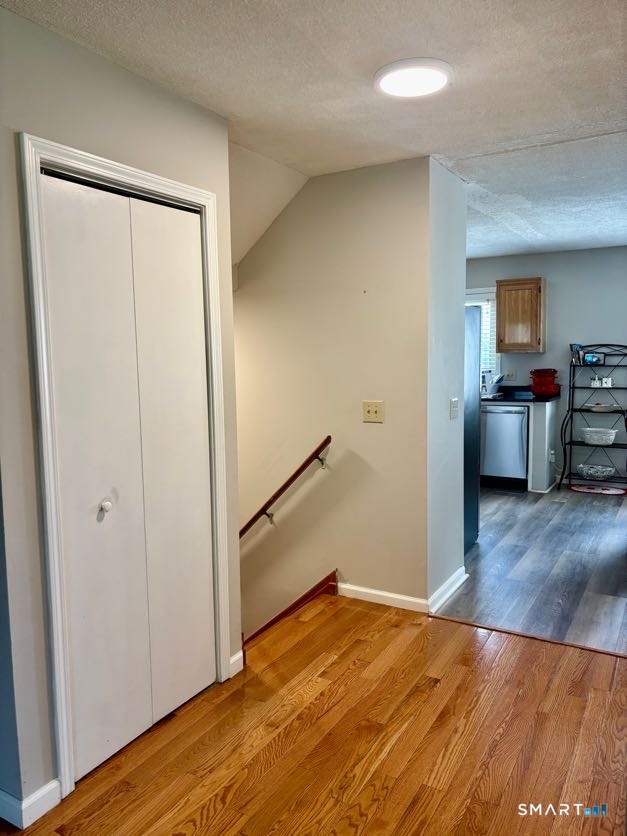 27 Crows Nest Lane Danbury CT 06810