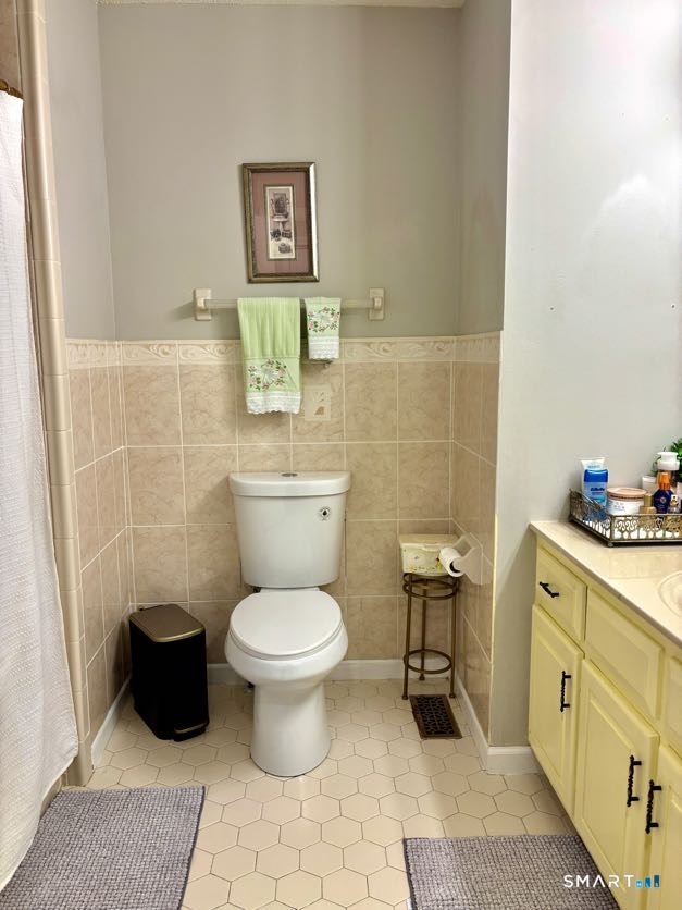 27 Crows Nest Lane Danbury CT 06810