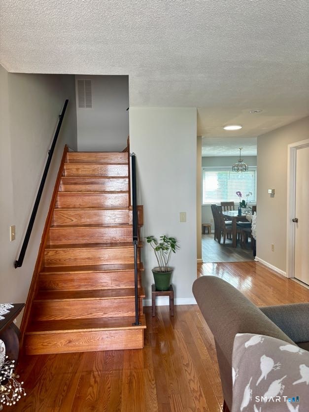 27 Crows Nest Lane Danbury CT 06810