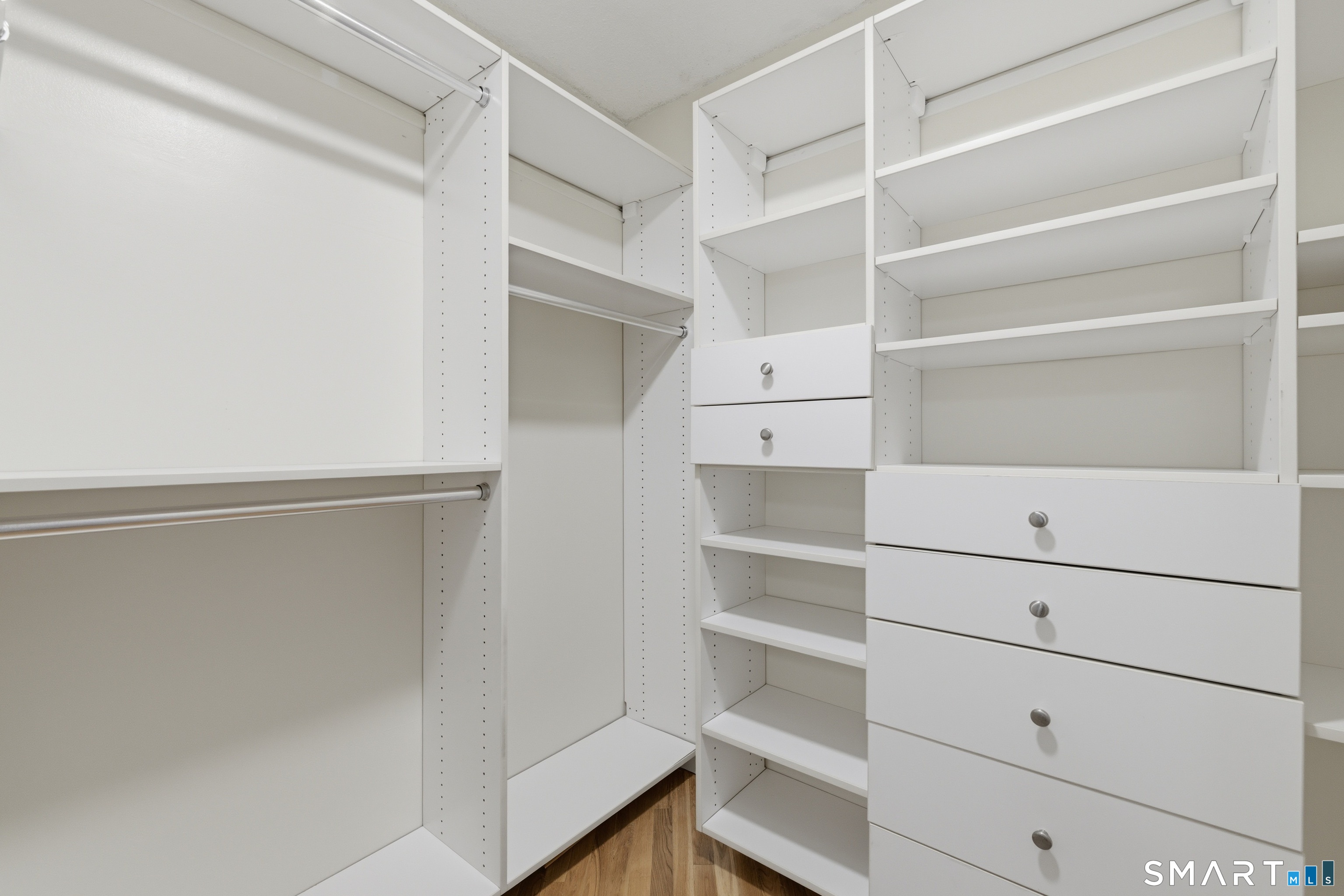 281 Gardner Avenue New London CT 06320