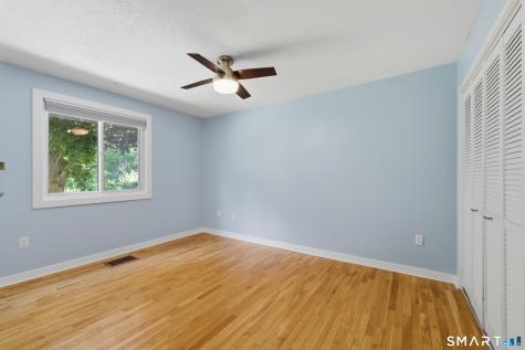 281 Gardner Avenue New London CT 06320