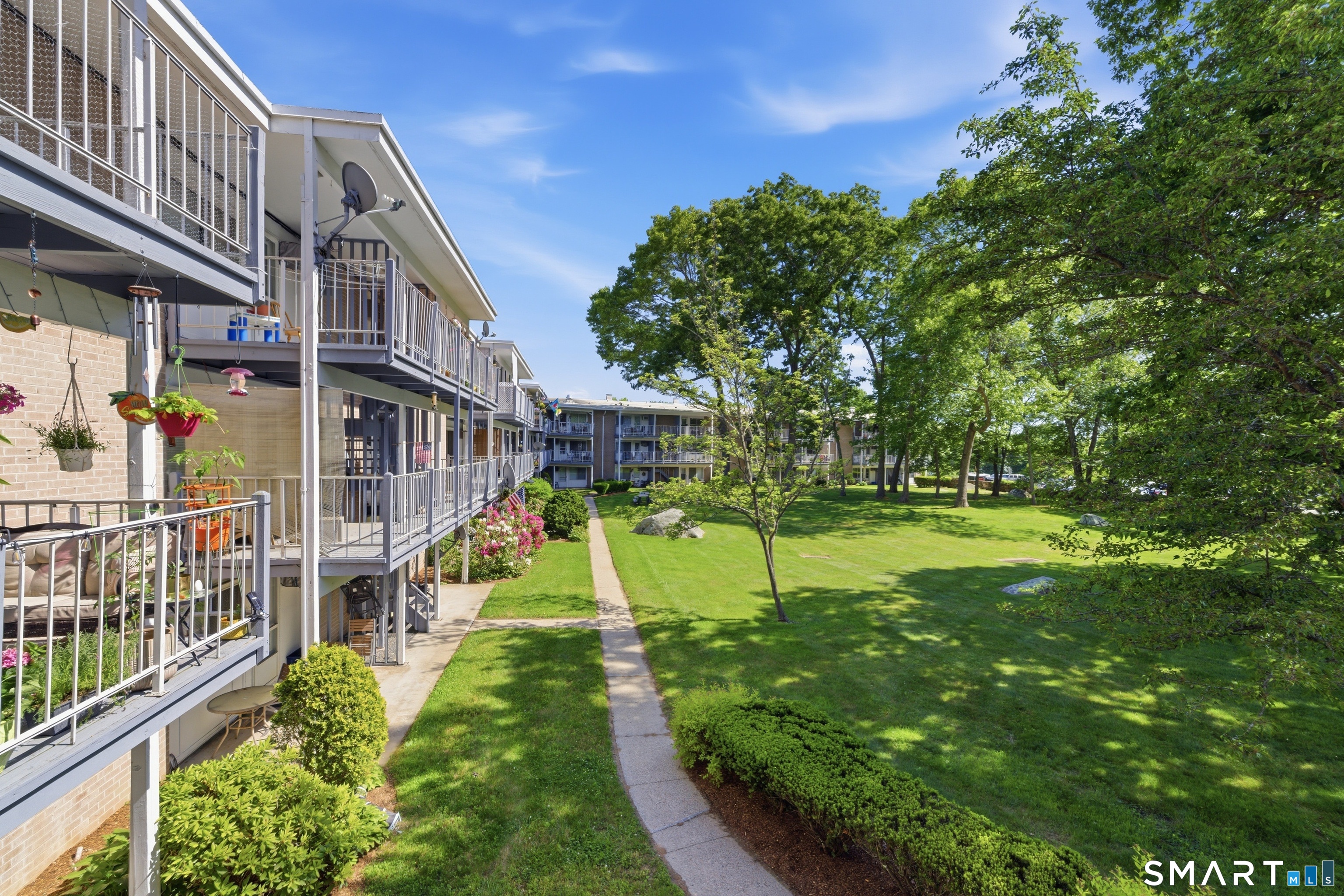281 Gardner Avenue New London CT 06320
