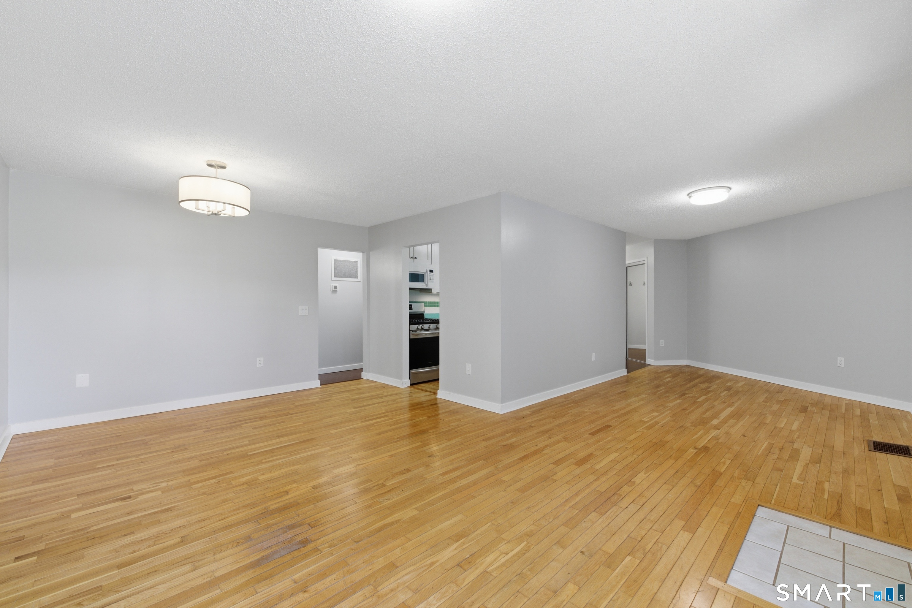 281 Gardner Avenue New London CT 06320