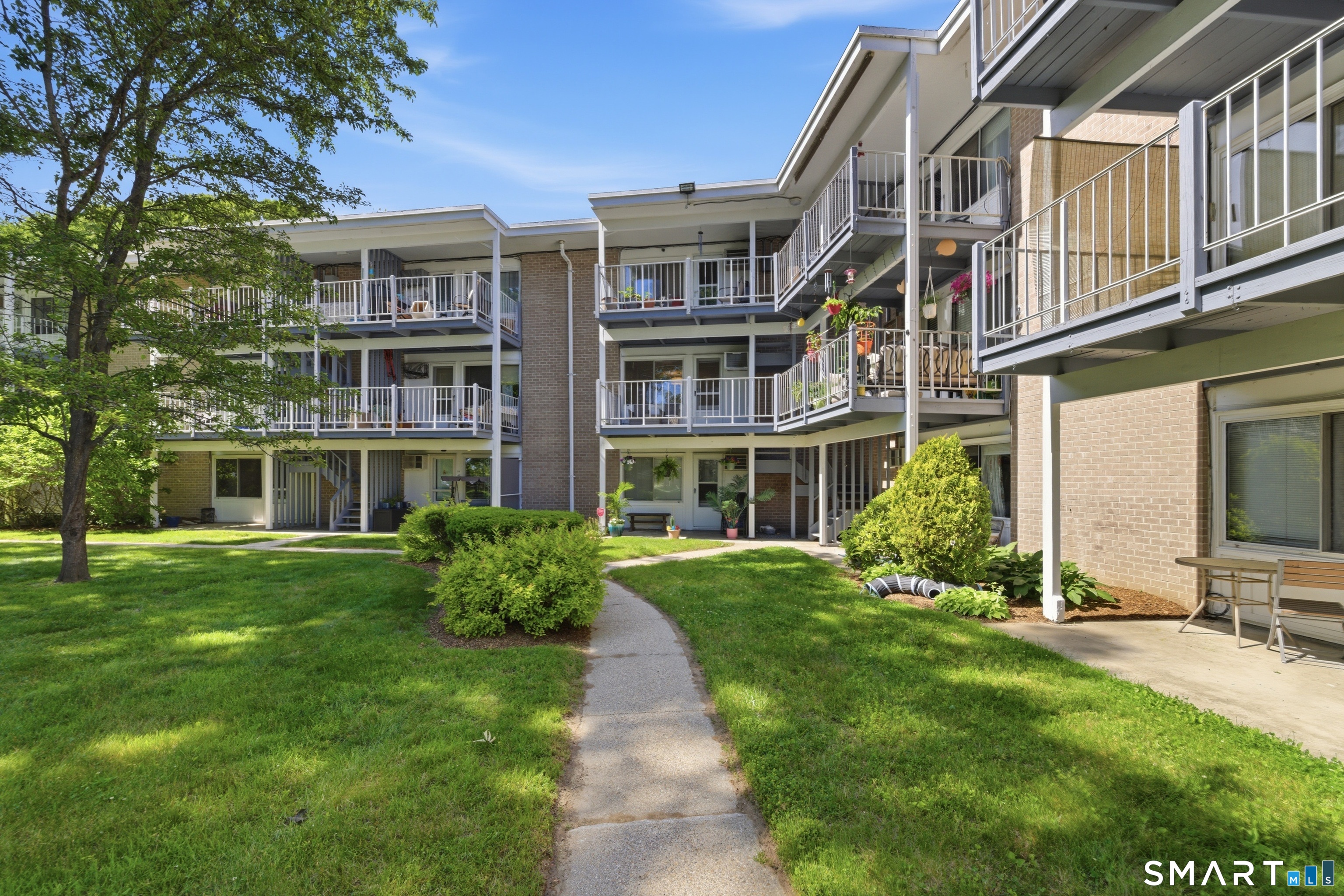 281 Gardner Avenue New London CT 06320