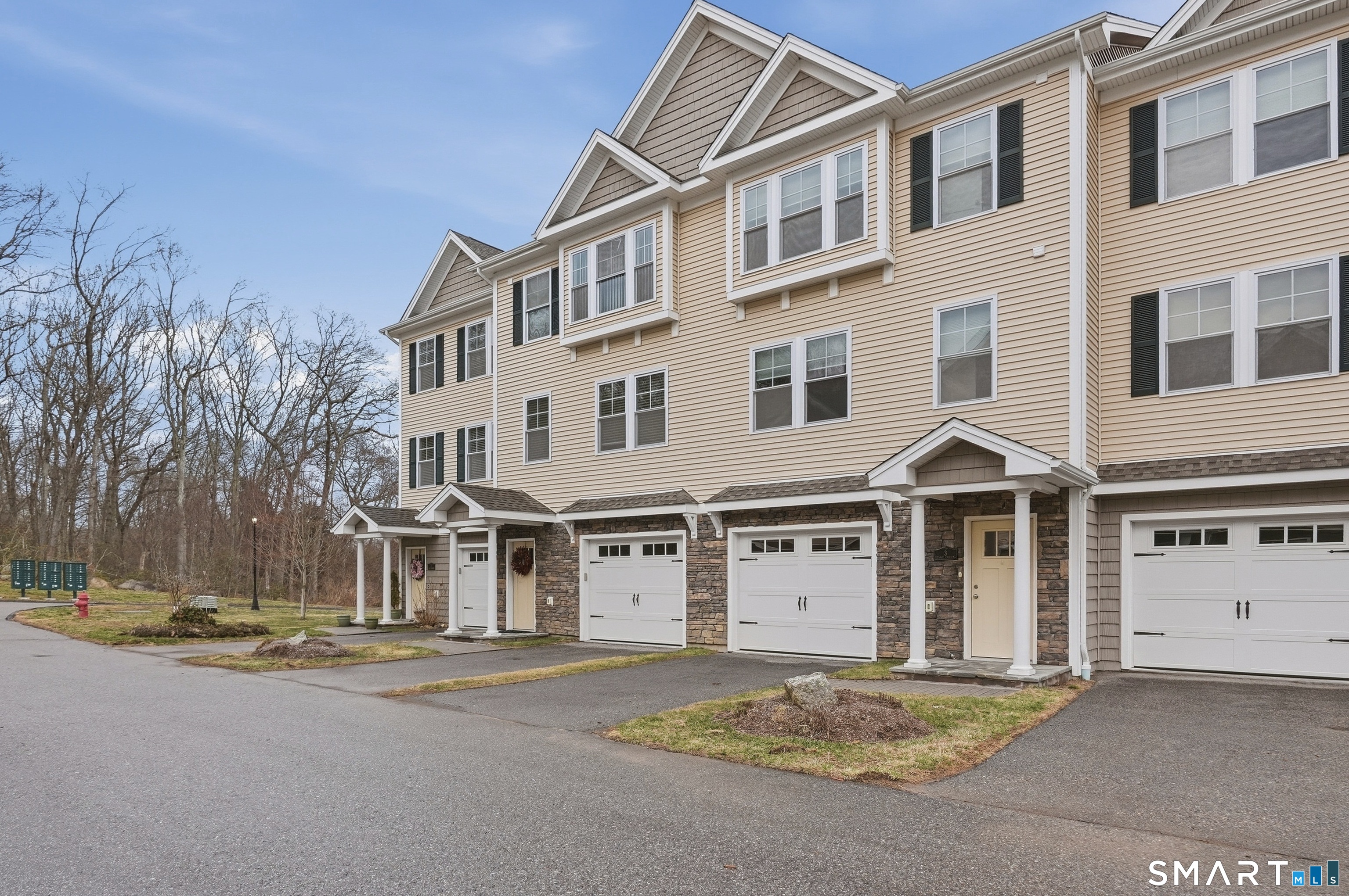 3 Village Crossing East Lyme CT 06357