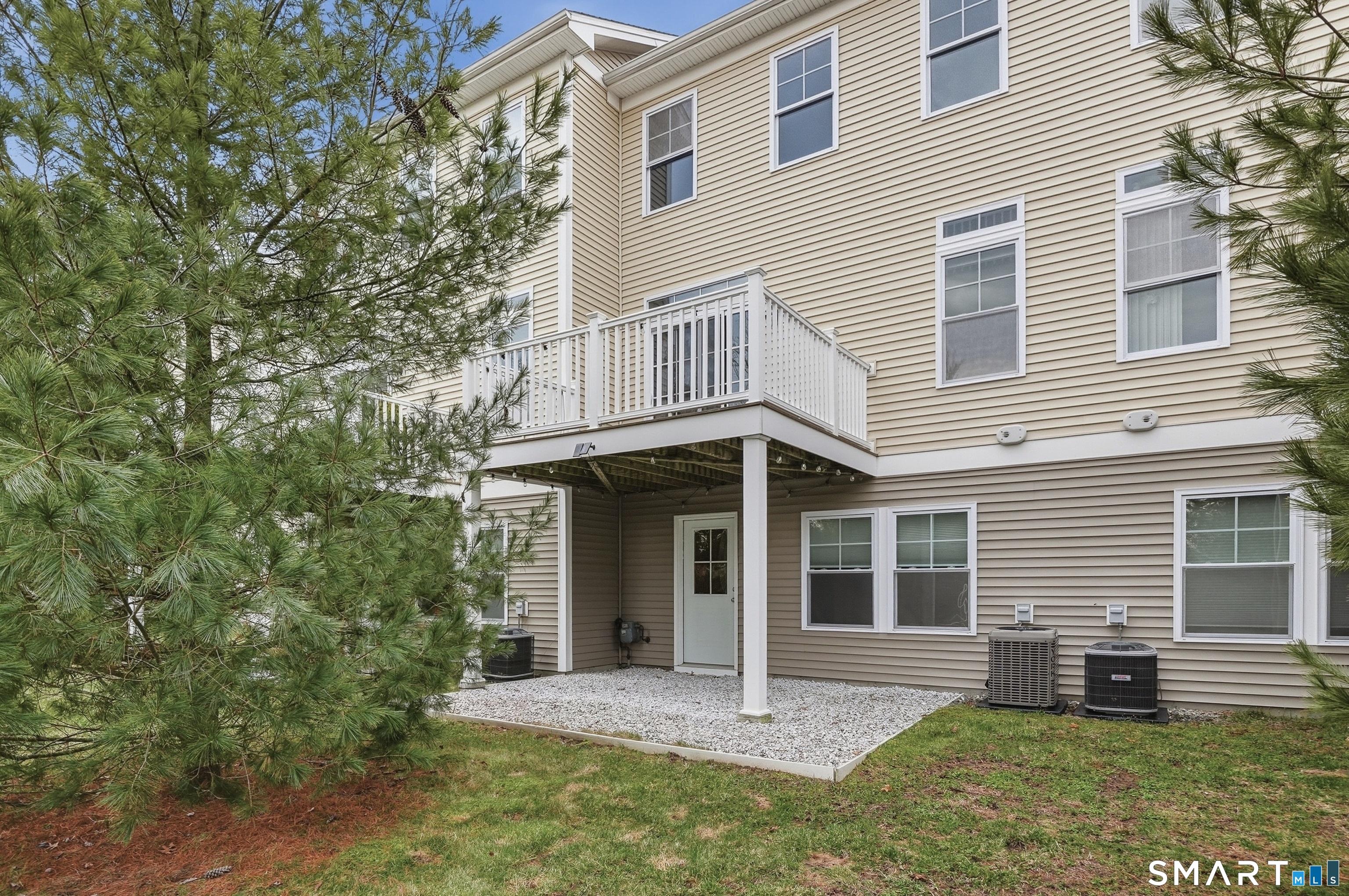 3 Village Crossing East Lyme CT 06357