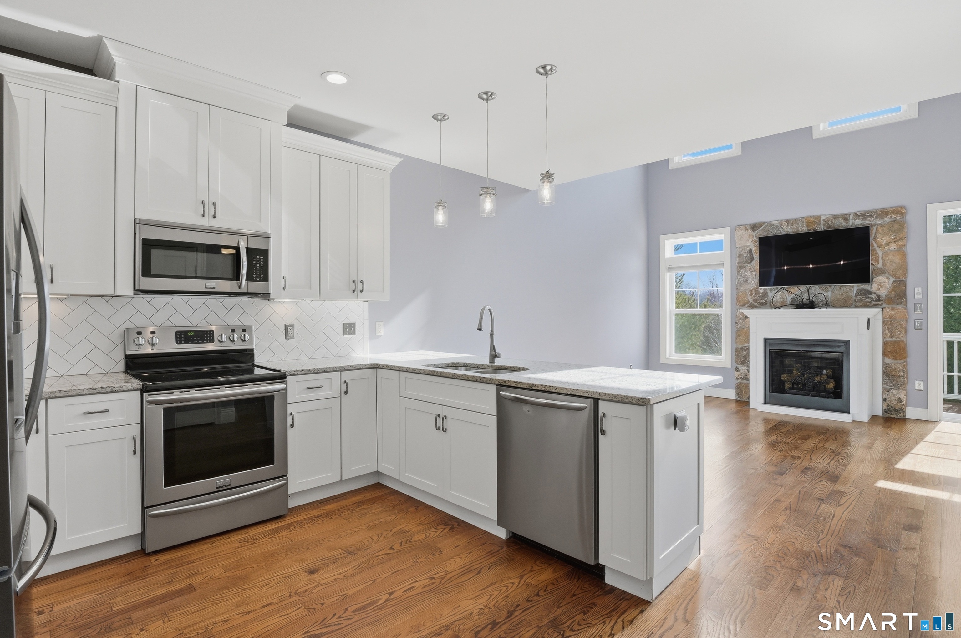 3 Village Crossing East Lyme CT 06357