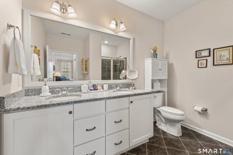 714 Center Meadow Lane Danbury CT 06810