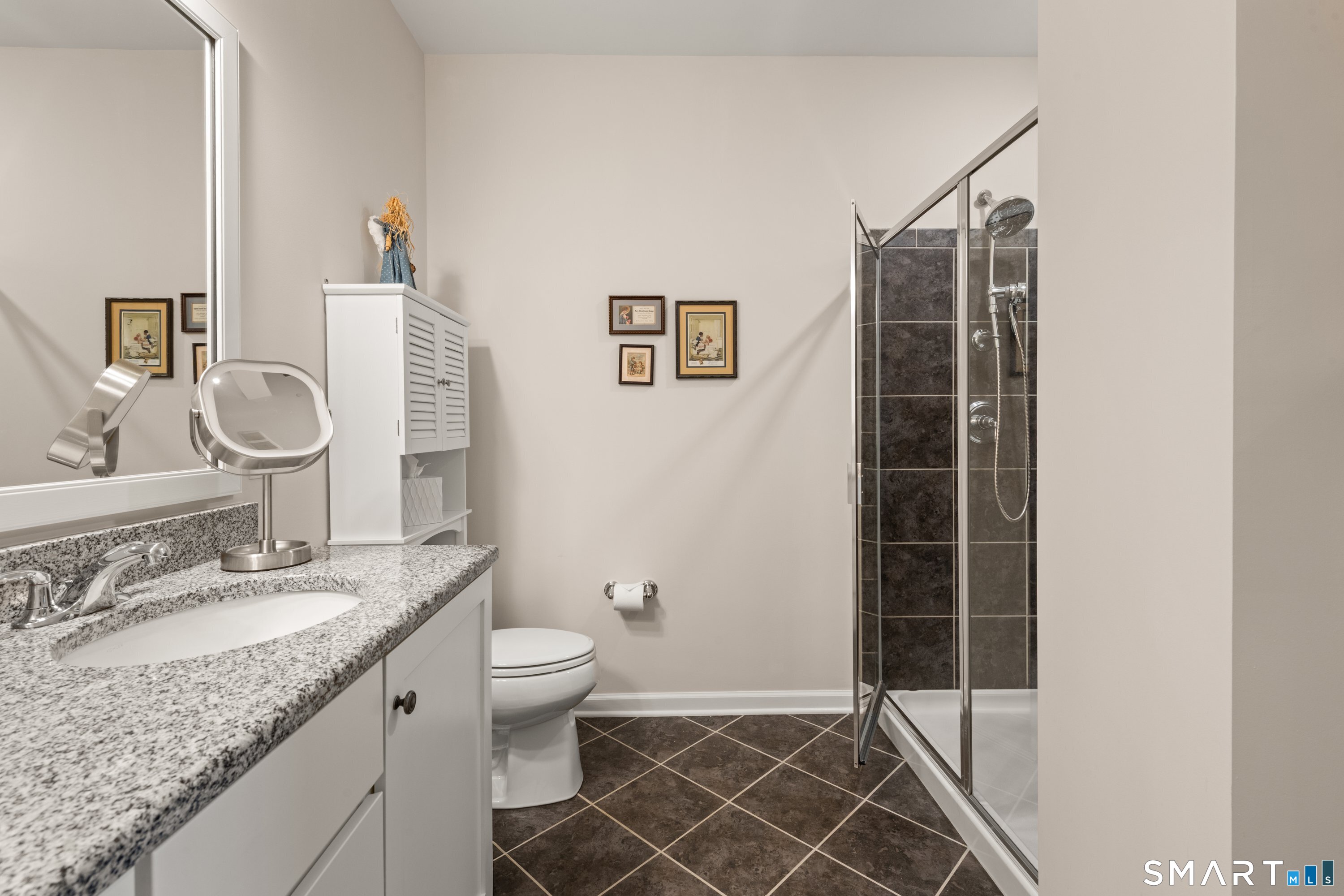714 Center Meadow Lane Danbury CT 06810