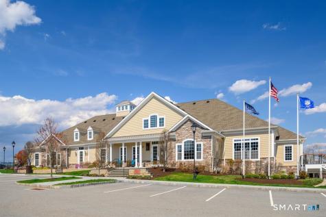 714 Center Meadow Lane Danbury CT 06810