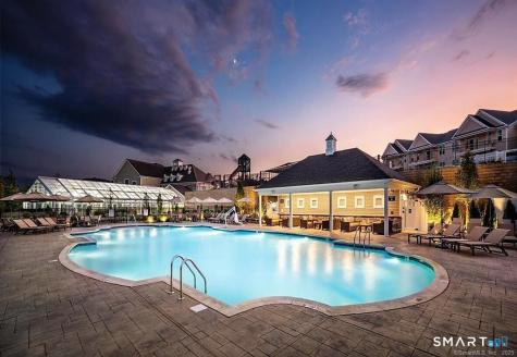 714 Center Meadow Lane Danbury CT 06810