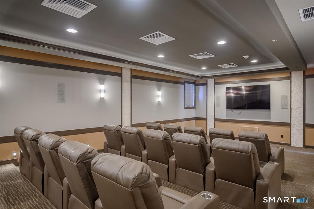 714 Center Meadow Lane Danbury CT 06810