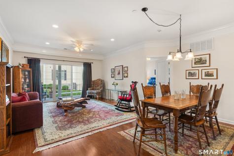 714 Center Meadow Lane Danbury CT 06810