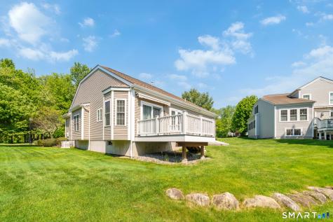 71 Links Way Oxford CT 06478