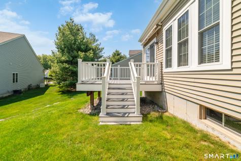 71 Links Way Oxford CT 06478