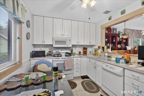 393 Ottawa Lane Stratford CT 06614