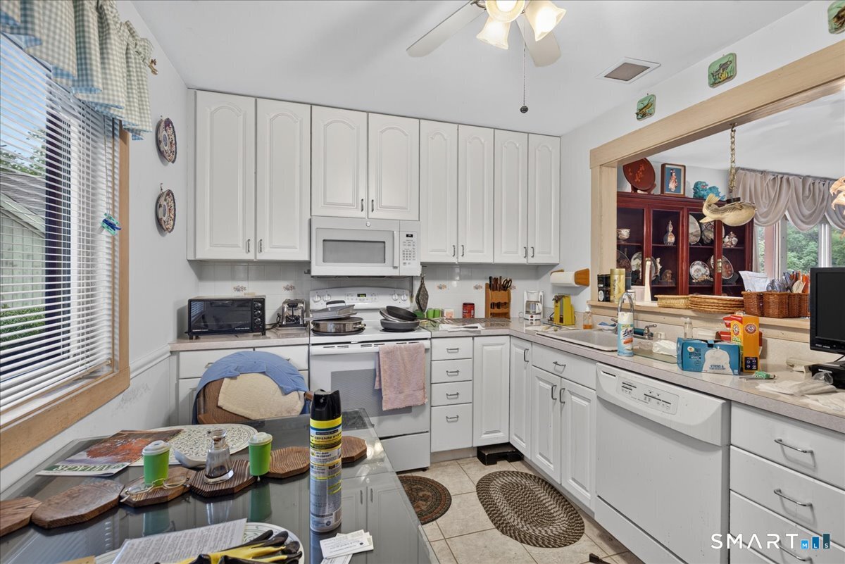 393 Ottawa Lane Stratford CT 06614