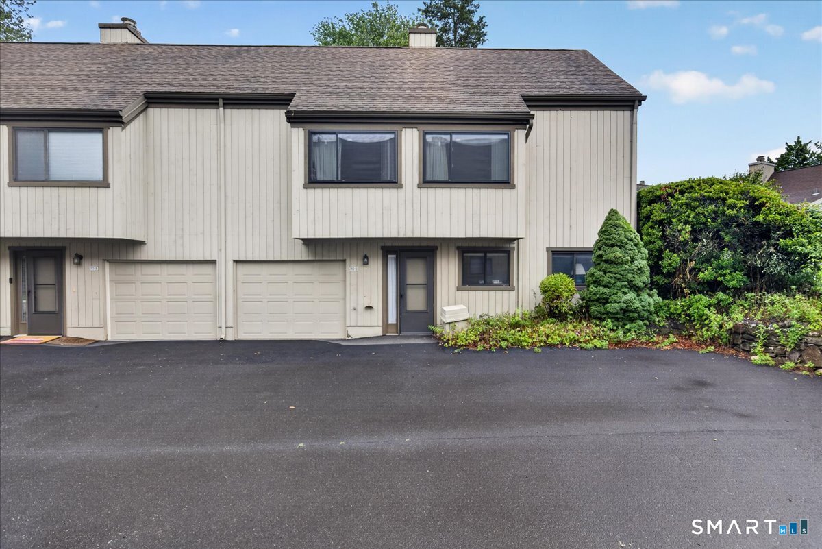 393 Ottawa Lane Stratford CT 06614